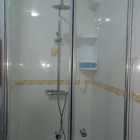 Casas Da Bela - Bairro Típico Na